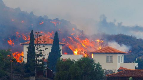 Incendios provocados por la erupción del volcán en La Palma