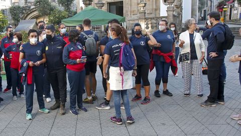 SALIDA DE LA CAMINATA “PROTEGEMOS LOS CAMINOS”, CON REPRESENTANTES DE LA POLICÍA NACIONAL Y DE LA ASOCIACIÓN DE DISCAPACITADOS INTEÑECTUALES VIRGEN DE LA O-MENDEZ NUÑEZ