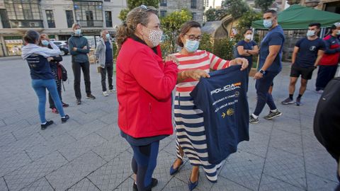 SALIDA DE LA CAMINATA “PROTEGEMOS LOS CAMINOS”, CON REPRESENTANTES DE LA POLICÍA NACIONAL Y DE LA ASOCIACIÓN DE DISCAPACITADOS INTEÑECTUALES VIRGEN DE LA O-MENDEZ NUÑEZ
