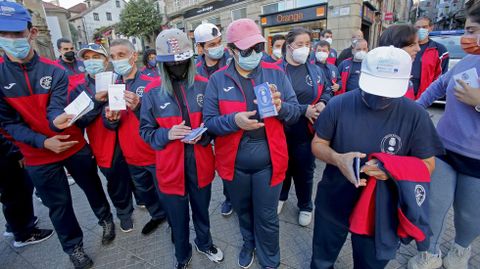 SALIDA DE LA CAMINATA “PROTEGEMOS LOS CAMINOS”, CON REPRESENTANTES DE LA POLICÍA NACIONAL Y DE LA ASOCIACIÓN DE DISCAPACITADOS INTEÑECTUALES VIRGEN DE LA O-MENDEZ NUÑEZ
