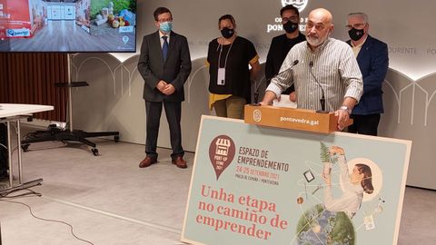 Presentación de la feria del emprendimiento Pont-Up Store en el Concello de Pontevedra