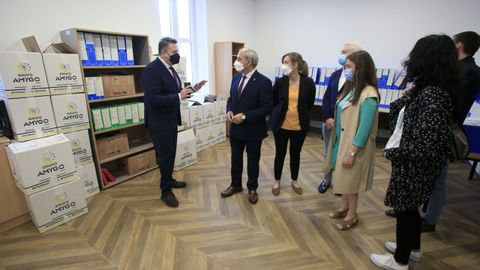 Visita del presidente de la Diputación de Lugo a la reforma del Fogar de Santa María