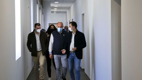 Visita del presidente de la Diputación de Lugo a la reforma del Fogar de Santa María