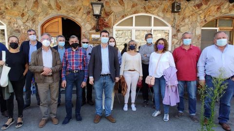 Caballero en Navia con alcaldes e concelleiros socialistas da montaña de Lugo