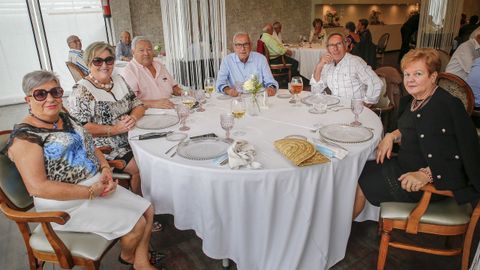 COMIDA DE LA TERCERA EDAD DE RIBEIRA EN CHICOLINO