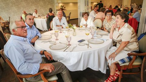 COMIDA DE LA TERCERA EDAD DE RIBEIRA EN CHICOLINO