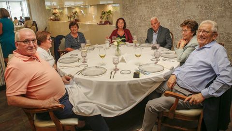 COMIDA DE LA TERCERA EDAD DE RIBEIRA EN CHICOLINO