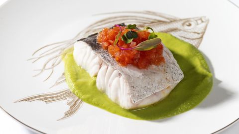 Merluza con puré de guistantes