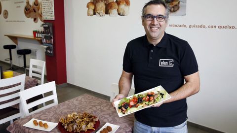 Alejandro Mínguez es divulgador del mundo de las setas y ha tenido un restaurante especializado en ellas