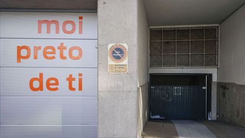 Los vados de la avenida de Zamora (en la foto, uno de ellos) no deben pagar, dice el exagente.
