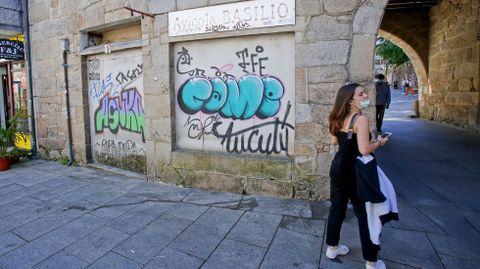 GRAFFITIS. PLAZA DA PEDREIRA
