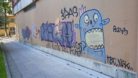GRAFFITIS. CAMPOLONGO