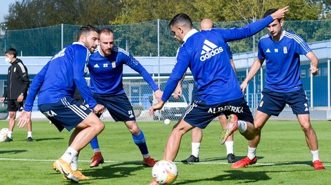 De izquierda a derecha: Cornud, Borja Bastón, Carlos Isaac, Borja Sánchez y Pombo