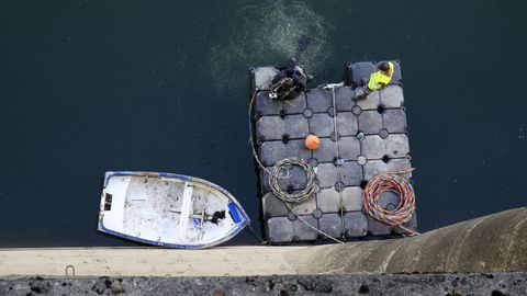 Trabajos de rehabilitación de los desagües de la presa de Vilasouto, en una imagen tomada el año pasado