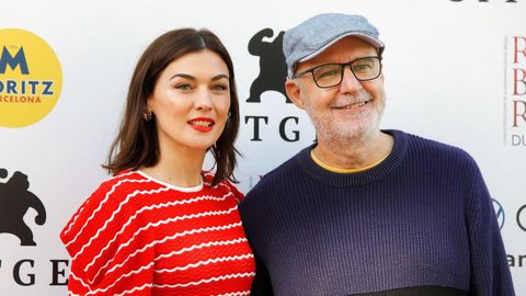 La actriz Marta Nieto, junto con el director Juanjo Giménez.