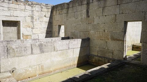 Antiguo balneario y entorno de Caldeliñas.