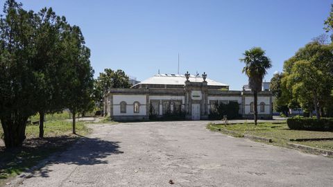Antiguo balneario y embotelladora de Fontenova.