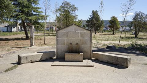 Antiguo balneario y embotelladora de Fontenova.