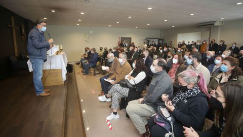 El presidente de la Asociación de Amigos de Castroverde, Manuel Muñiz, presidió el acto
