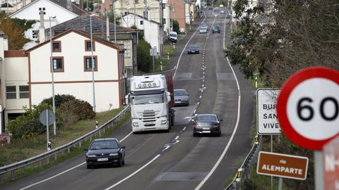 Mientras no se construya la A-74, la vieja N-642 será siendo la vía principal que vertebra una parte de la comarca de A Mariña