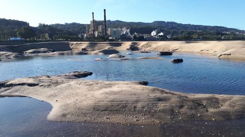 Rebaje de la arena de los restos del lombo realizados en el verano del 2021