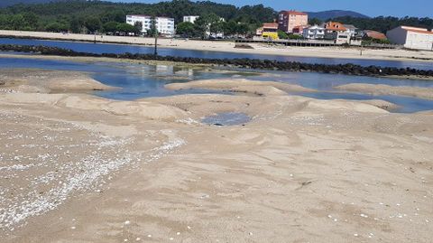 Rebaje de la arena de los restos del lombo realizados en el verano del 2021