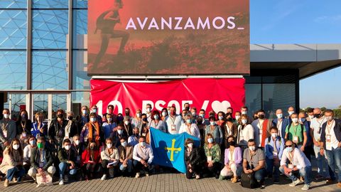 Delegación asturiana en el 40º Congreso del PSOE, celebrado en Valencia