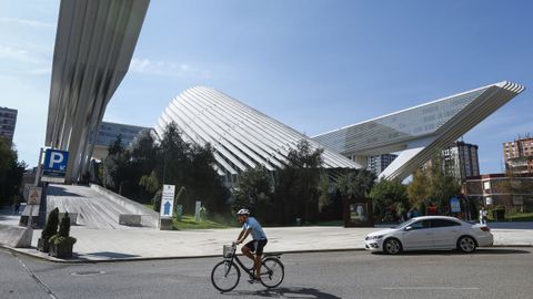 Vista general del centro comercial de Calatrava