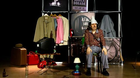Carlos Rebolo en «Formigas no peto».
