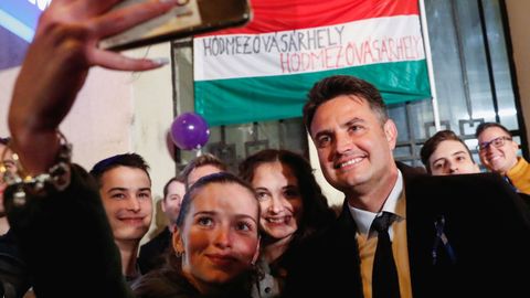 Marki-Zay, um economista liberal desafiado a destronar o poderoso Orbán