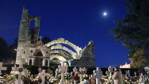 Cementerio de Santa Mariña de Dozo, en Cambados.