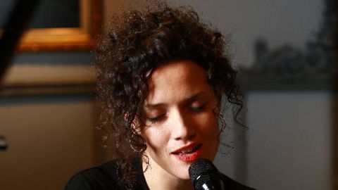 La cantante y pianista Sheila Blanco actuará junto a Federico Lechner Tango Jazz Trío en el Festival de Jazz de Lugo.