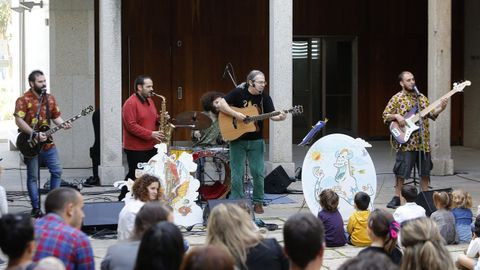 El grupo Chuches Amil amenizará el magosto infantil en A Insua dos Poetas.