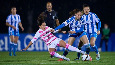Un momento del choque entre Deportivo Abanca y Real Oviedo Femenino