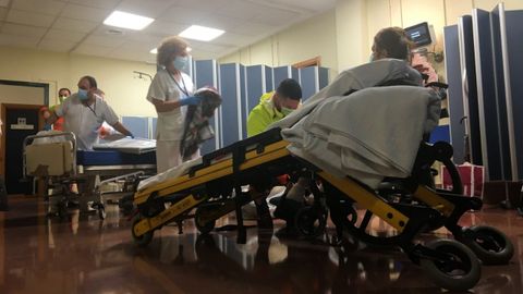 Traslado de pacientes en el hospital de Arriondas