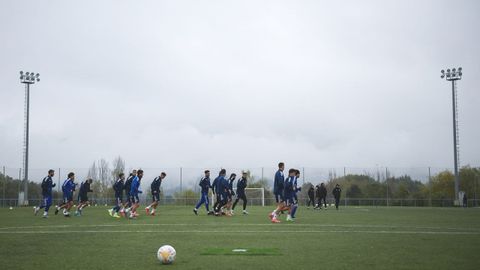 Los jugadores del Oviedo, en las Instalaciones Tensi