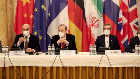 Negociadores de la UE y de Irán, durante la reunión de este jueves