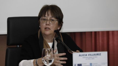 Alicia Villauriz, secretaria general de Pesca, detalló en el simposio de Celeiro claves de la Ley de Pesca Sostenible e Investigación Pesquera