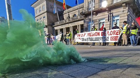 Manifestación de trabajadores de la factoría Ence por las calles de Pontevedra