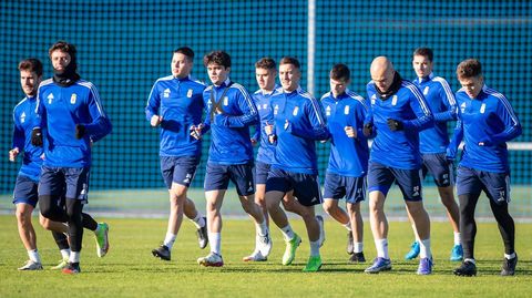Los jugadores del Oviedo, en El Requexón