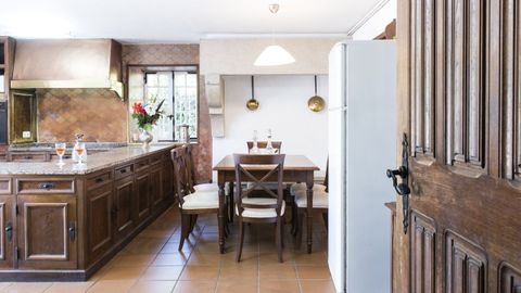 El interior de la cocina del pazo