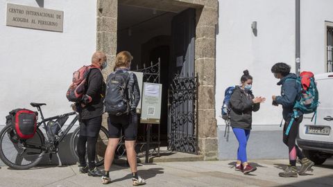 A partir de marzo, la Oficina del Peregrino empez a notar movimiento.