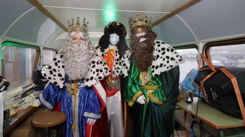 ¡Todas las fotos de las cabalgatas de Reyes en Barbanza!