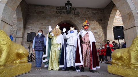 ¡Todas las fotos de las cabalgatas de Reyes en Barbanza!