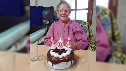 Pura Díaz Páramo, en la celebración de su 104 cumpleaños
