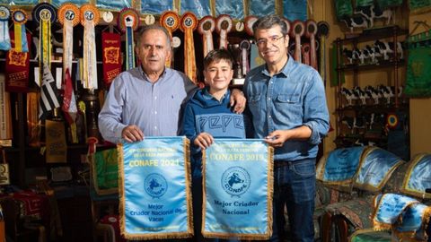 La familia Badiola, con los ttulos de Mejor Criador Nacional