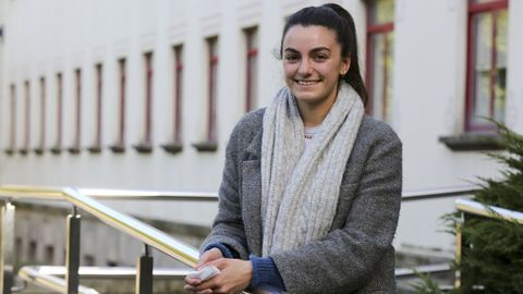 Marta Domínguez, retratada en la Escuela Politécnica de Ferrol, donde cursa el máster de Ingeniería Naval