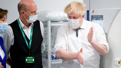 Boris Johnson, durante una visita a un centro de diagnóstico en Tauton (Reino Unido)