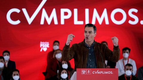 El presidente del Gobierno, Pedro Sánchez, ayer en un mitin del PSOE en Gijón.