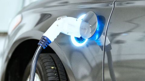 Las matriculaciones de vehículos electrificados, híbridos y de gas incrementaron sus ventas en el pasado mes de enero en un 57,8% con respecto al mismo periodo del año anterior